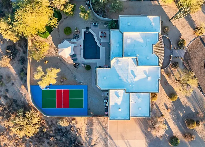 5br Pool Patio Outdoor Tv & In-pool Hoops Holiday home Scottsdale
