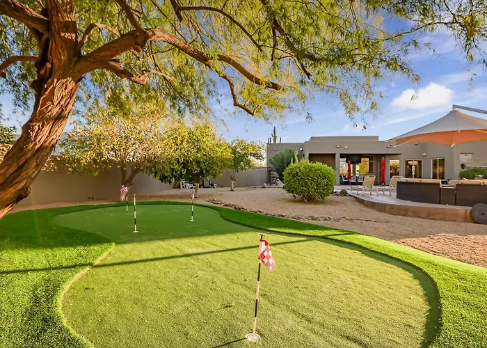 Holiday home 5br Pool Patio Outdoor Tv & In-pool Hoops Scottsdale