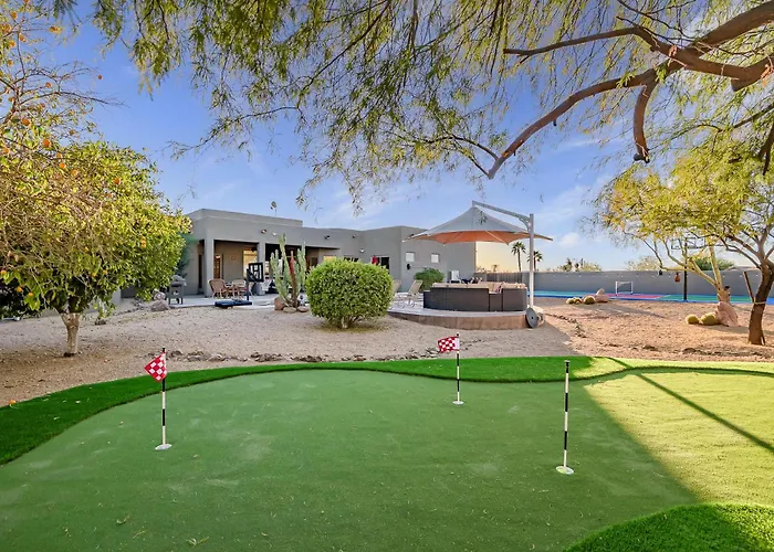 5br Pool Patio Outdoor Tv & In-pool Hoops Holiday home