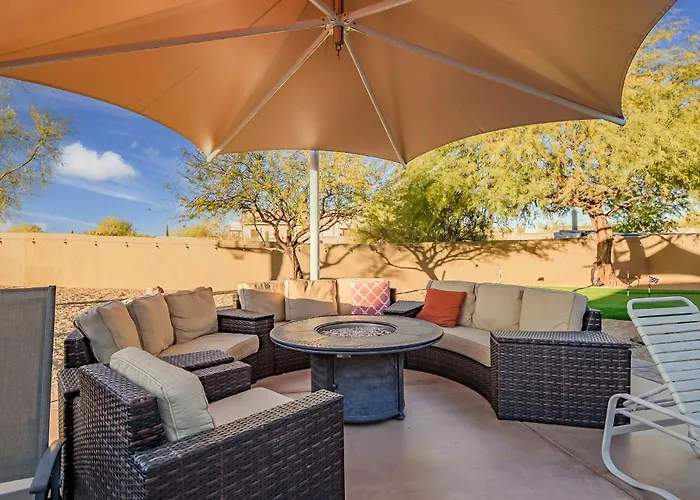 Holiday home 5br Pool Patio Outdoor Tv & In-pool Hoops Scottsdale