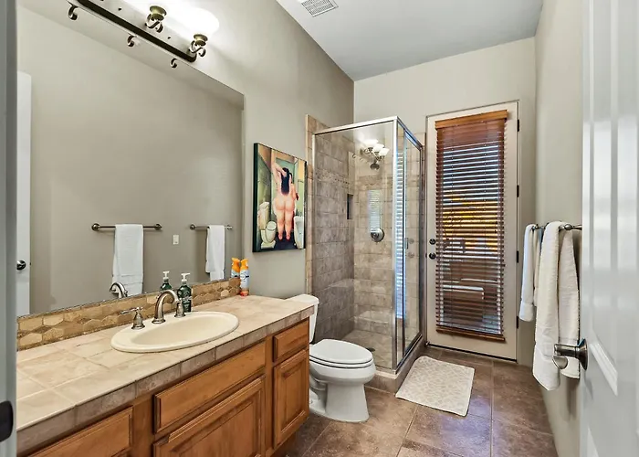 Holiday home 5br Pool Patio Outdoor Tv & In-pool Hoops