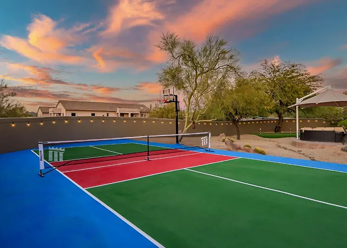 5br Pool Patio Outdoor Tv & In-pool Hoops Holiday home *