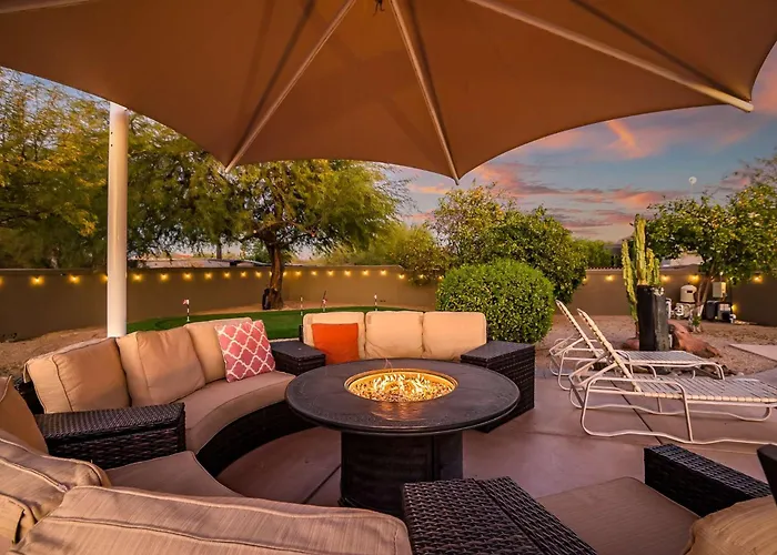 Holiday home 5br Pool Patio Outdoor Tv & In-pool Hoops *