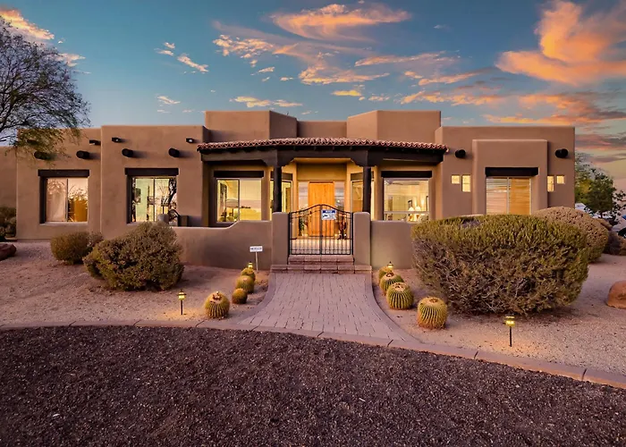 Holiday home 5br Pool Patio Outdoor Tv & In-pool Hoops *